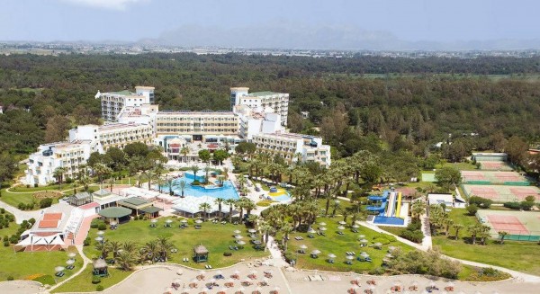 Crystal Tat Beach Golf Resort & Spa